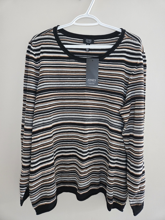 Jones New York Sweaters - Jones New York Striped Long Sleeve Knit Crew Neck Sweater in Black, White, Tan